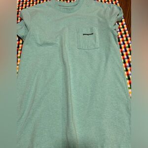 Mens Patagonia tshirt S